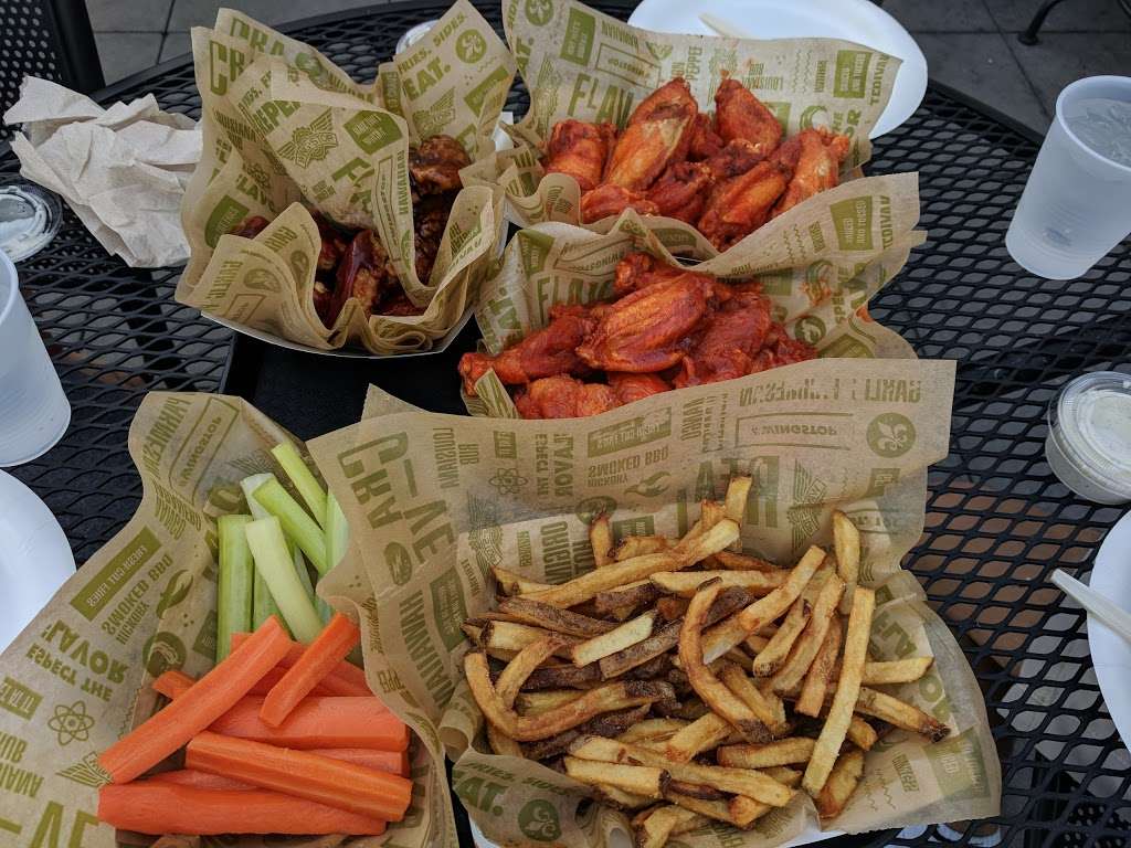 Wingstop | 121 Curtner Ave #30, San Jose, CA 95125, USA | Phone: (408) 275-9464