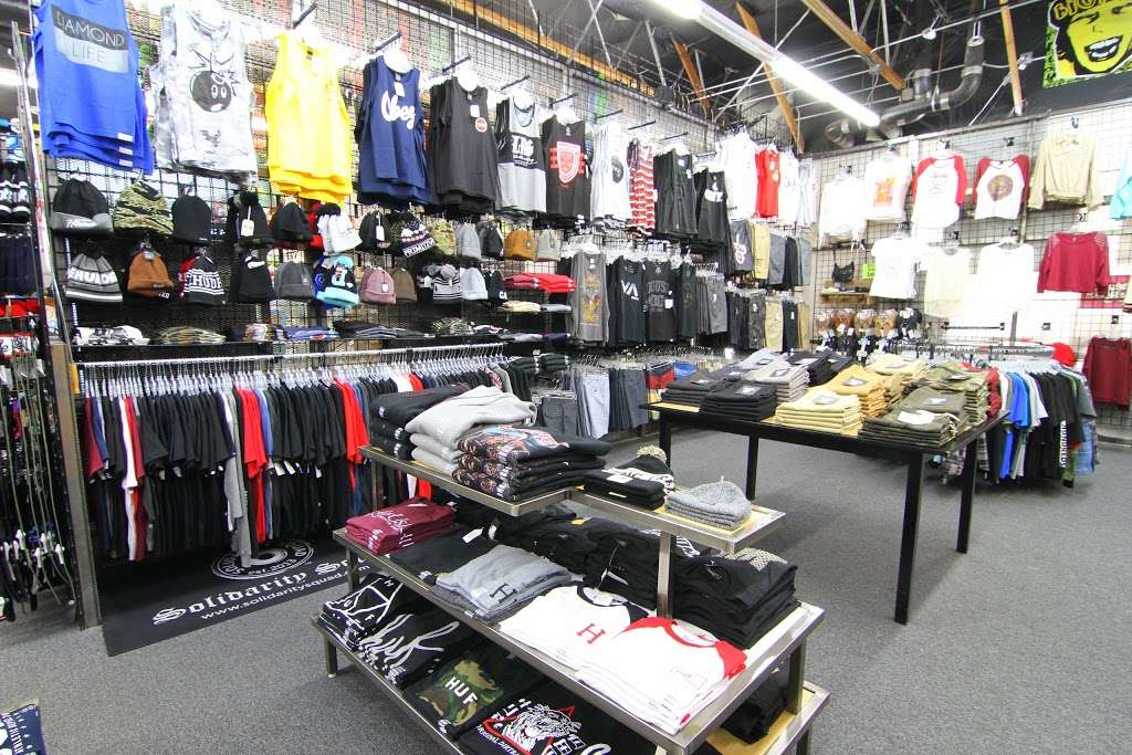 Defy Boardshop | 451 Magnolia Ave, Corona, CA 92879 | Phone: (951) 371-2707