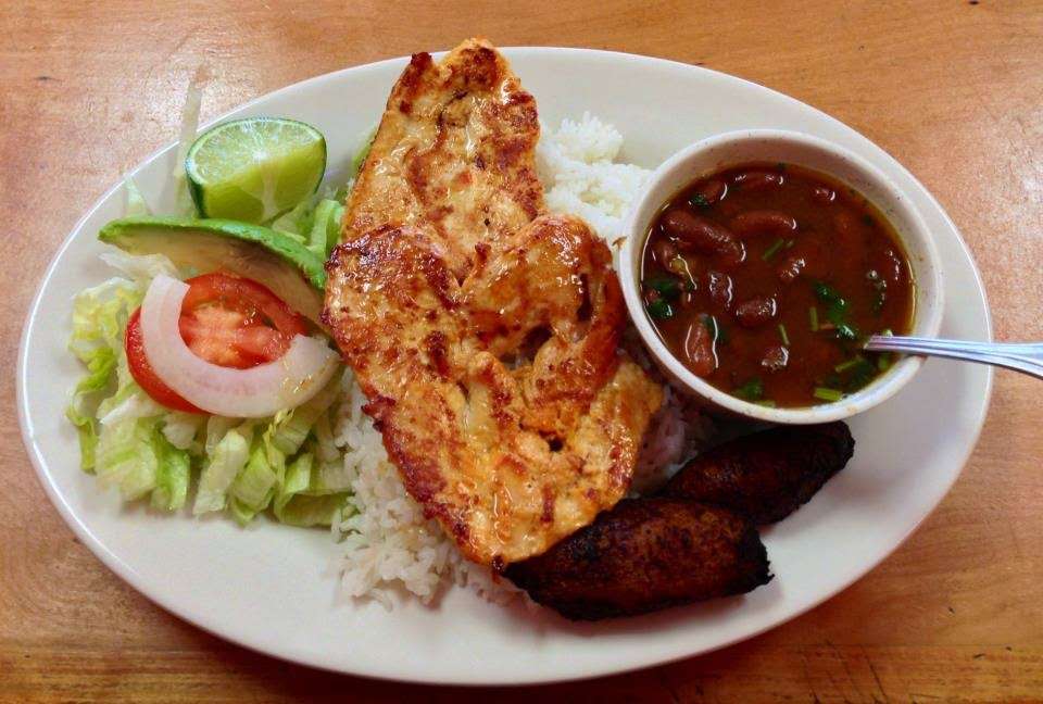 Mi Recuerdo Colombian & Mexican Restaurant | 7416 Fairbanks North Houston Rd, Houston, TX 77040, USA | Phone: (832) 295-0790