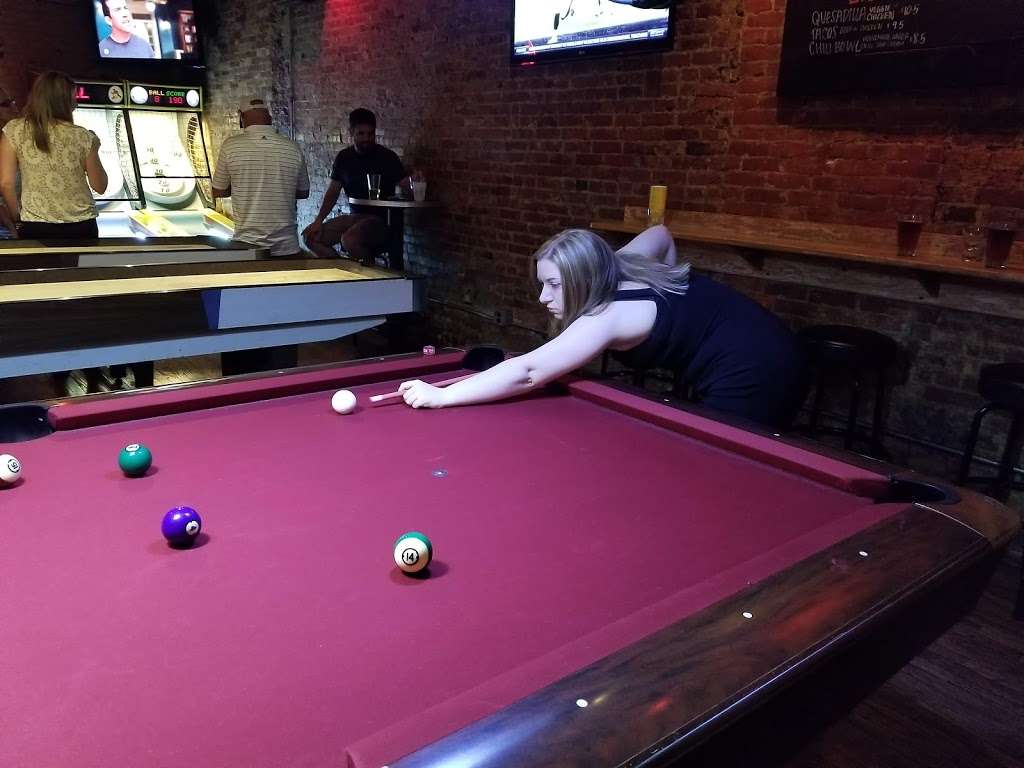 Buffalo Billiards | 118 Chestnut St, Philadelphia, PA 19106, USA | Phone: (215) 574-7665