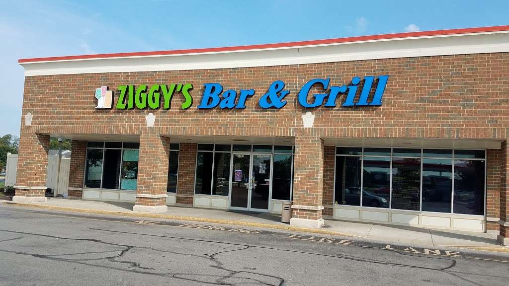 Ziggys Bar and Grill | 1350 W Southport Rd, Indianapolis, IN 46217, USA | Phone: (317) 865-3900