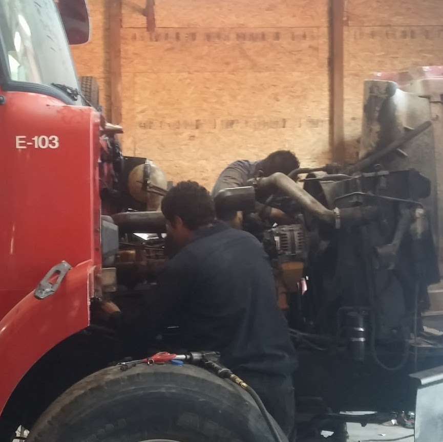 CDE Truck & Car Repair Inc | 2123 S Chicago St, Joliet, IL 60436, USA | Phone: (815) 302-2198