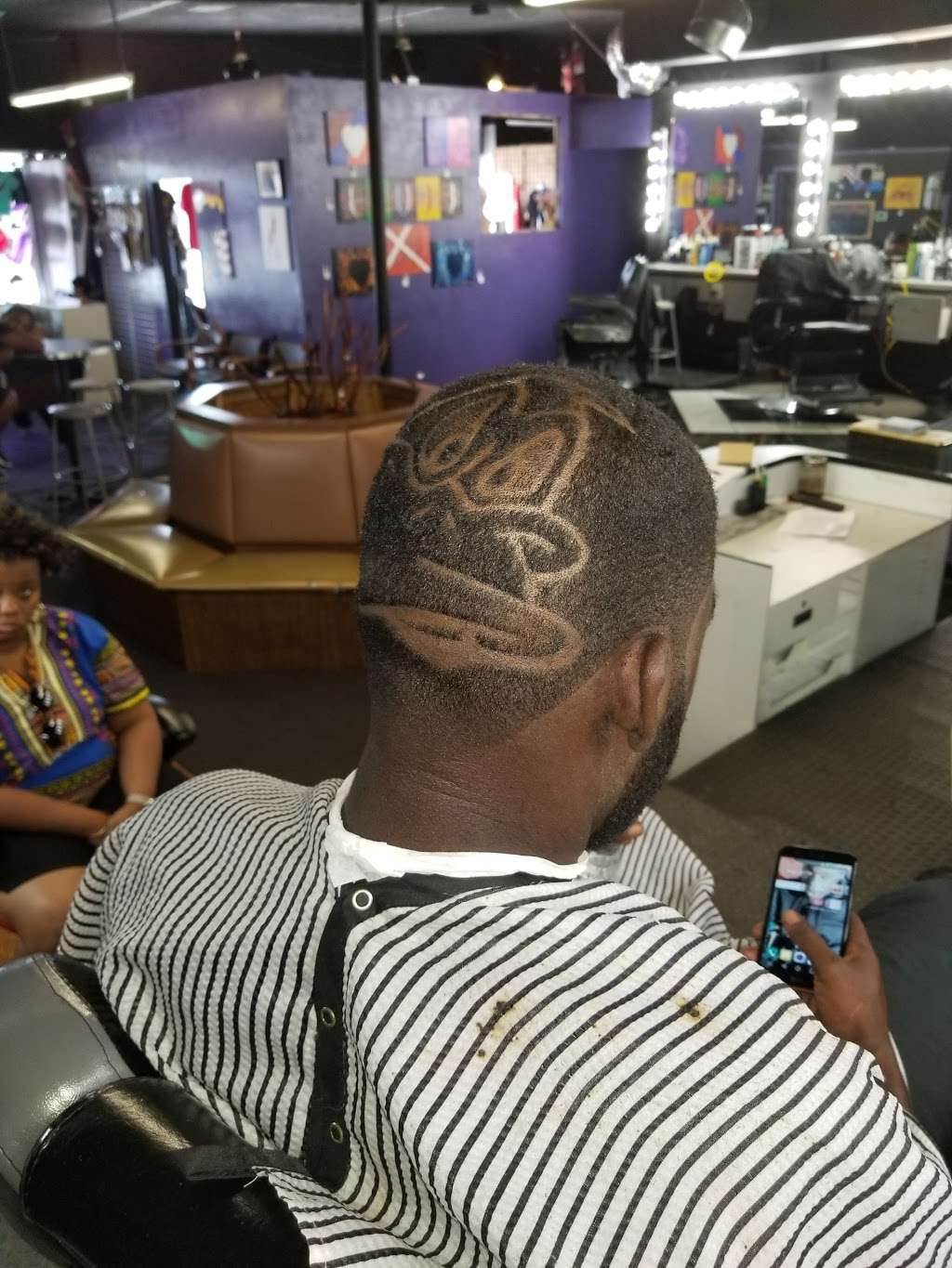 The Royal Room | 5033 S 16th St, Phoenix, AZ 85040, USA | Phone: (602) 281-2887