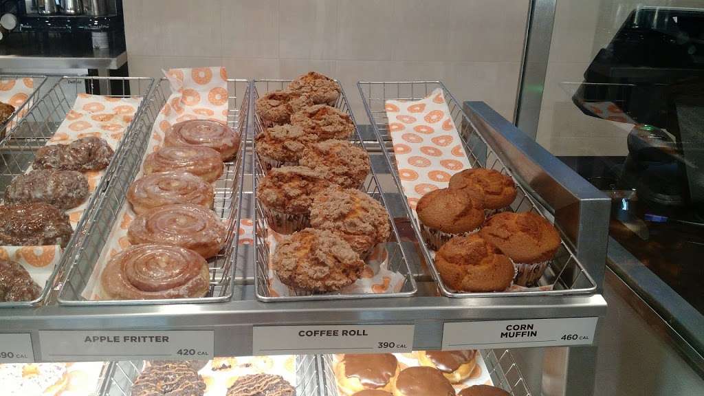 Dunkin Donuts | 1428 S Azusa Ave, West Covina, CA 91791 | Phone: (626) 727-6272