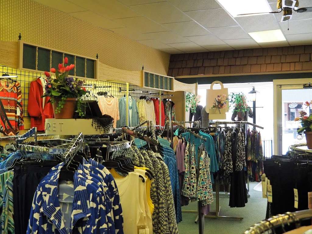 Coach Light | 545 Main St, Osawatomie, KS 66064, USA | Phone: (913) 755-2514