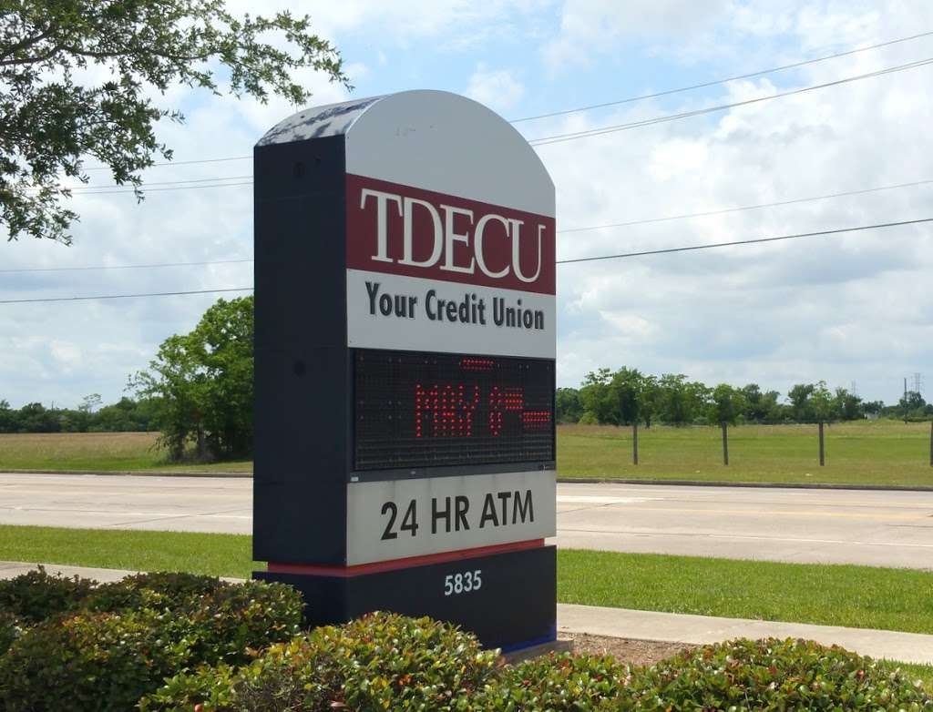 TDECU | 5835 Center St, Pasadena, TX 77505, USA | Phone: (800) 839-1154