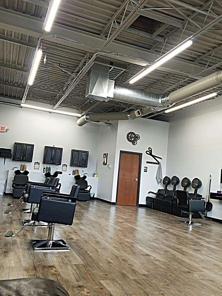 STYLES N SMILES FAMILY SALON | 1115 S 10th St, Noblesville, IN 46060, USA | Phone: (317) 674-8321