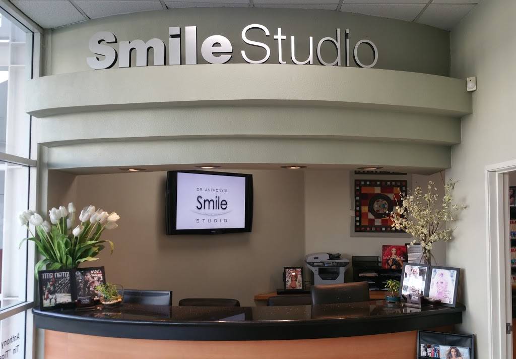 Smile Studio | 3801 S Harbor Blvd d, Santa Ana, CA 92704, USA | Phone: (714) 444-2744