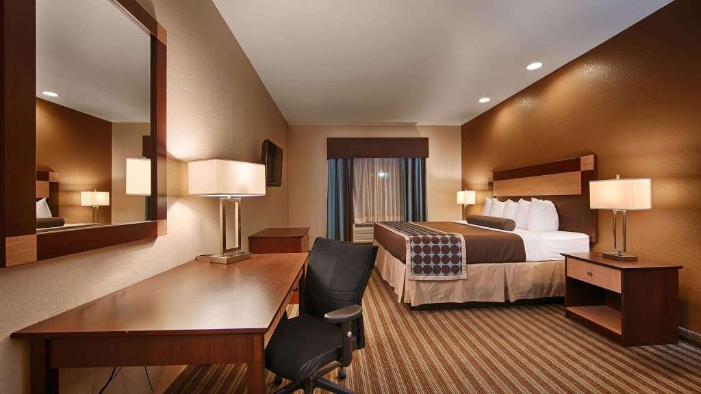 Best Western Plus Palo Alto Inn & Suites | 12507 SW Loop 410, San Antonio, TX 78224, USA | Phone: (210) 298-9990