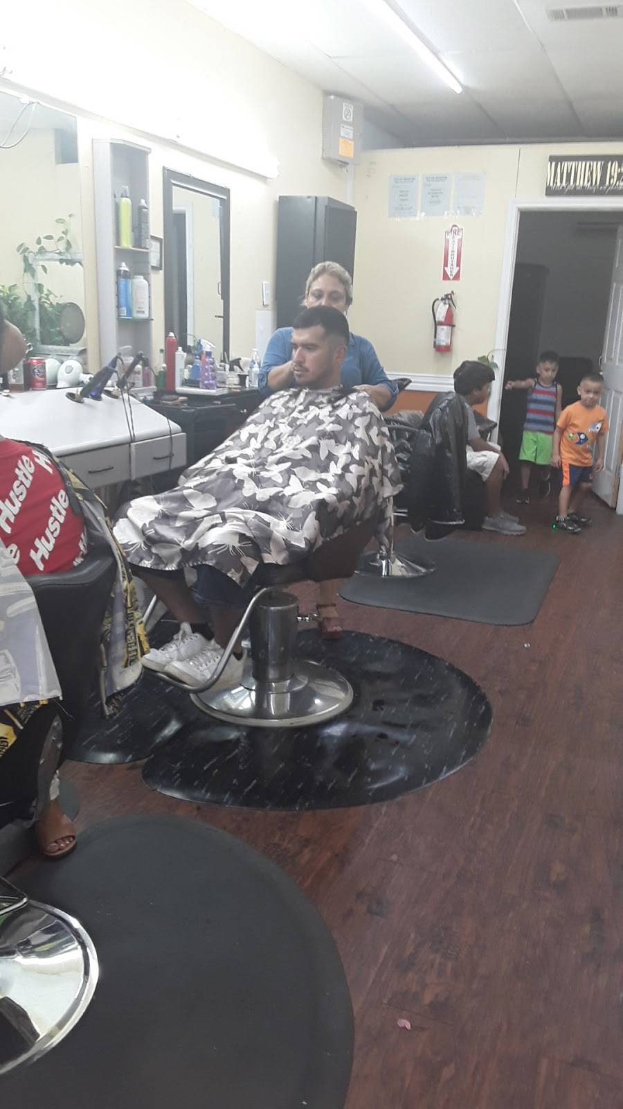 Karys Hair Salon | 2616B Little York Rd, Houston, TX 77093, USA | Phone: (832) 541-2490