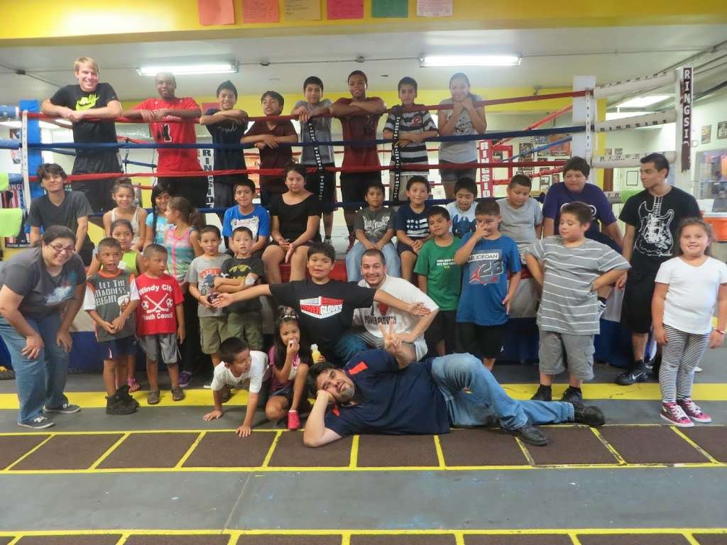 Chicago Youth Boxing Club | 2300 S Millard Ave, Chicago, IL 60623, USA | Phone: (773) 565-4235