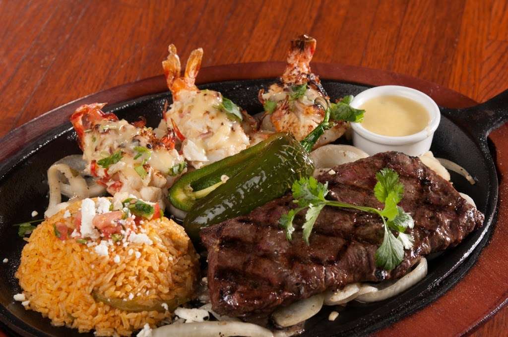 Los Cucos Mexican Restaurant | 5851 Westheimer Rd, Houston, TX 77057, USA | Phone: (713) 278-2802