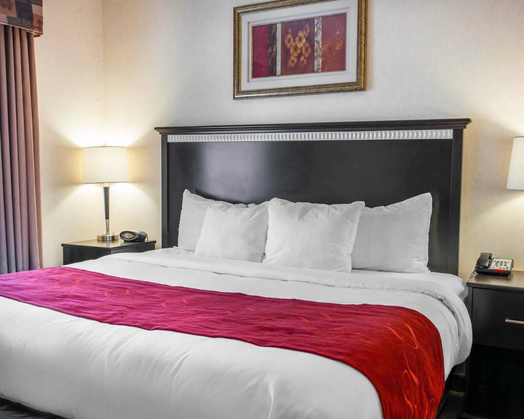 Comfort Suites Southport | 4125 Kildeer Dr, Indianapolis, IN 46237, USA | Phone: (317) 800-6346