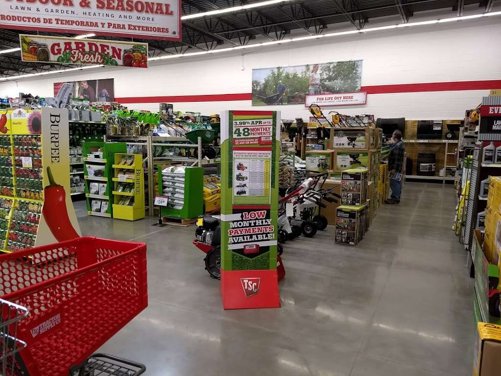 Tractor Supply Co. | 825 North, US-287, Lafayette, CO 80026, USA | Phone: (303) 665-3050