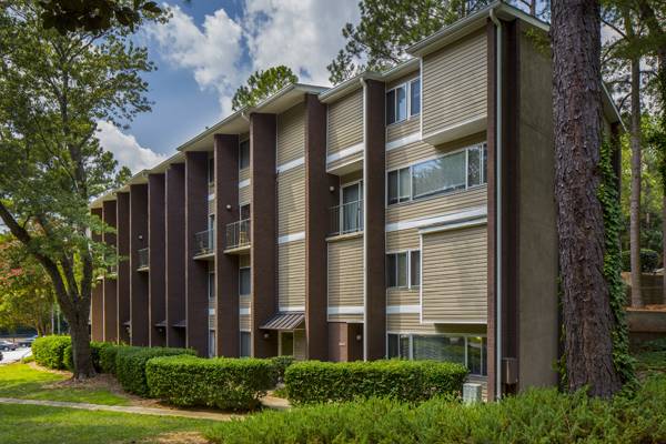 The Trails of North Hills | 1914 Generation Dr G, Raleigh, NC 27612, USA | Phone: (919) 782-9339