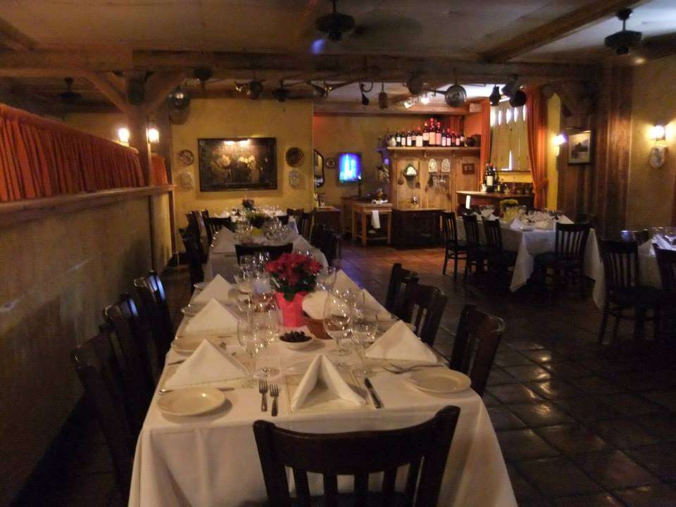 Il Cenàcolo | 228 S Plank Rd, Newburgh, NY 12550, USA | Phone: (845) 564-4494