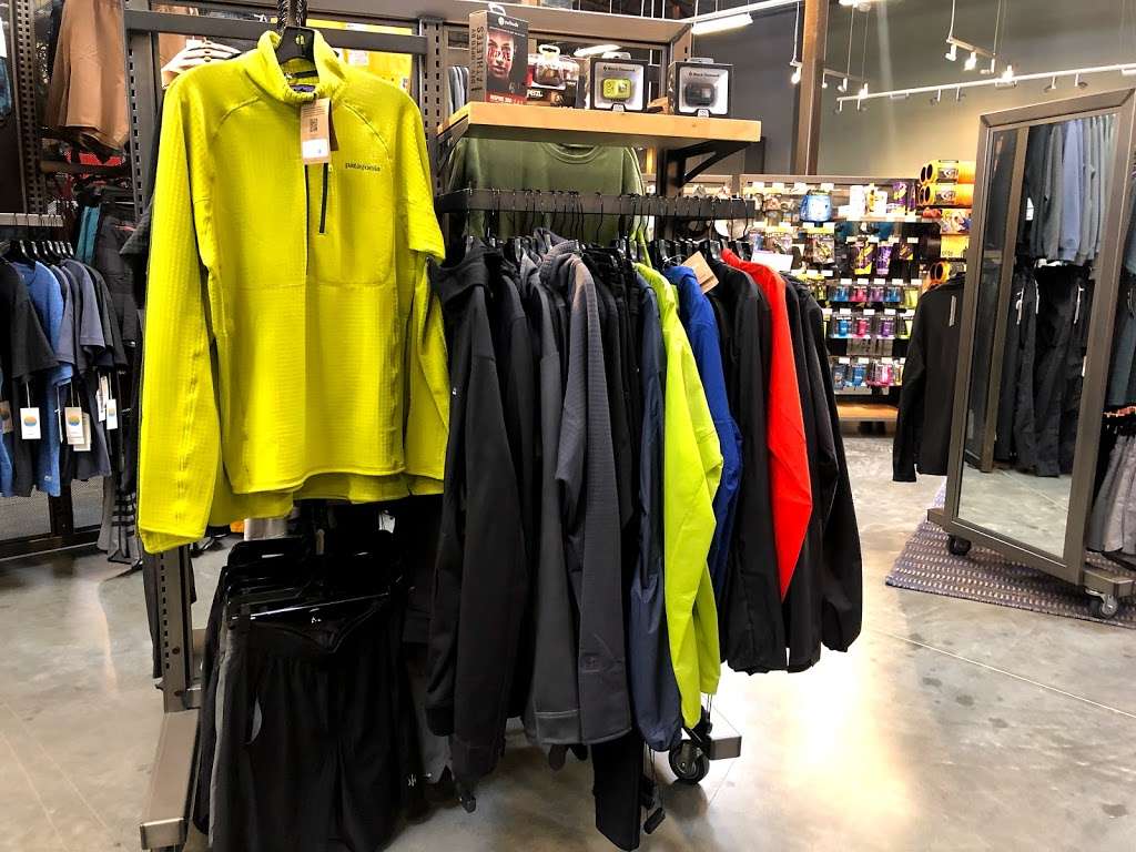 REI | 18750 Gulf Fwy, Friendswood, TX 77546 | Phone: (281) 488-0083