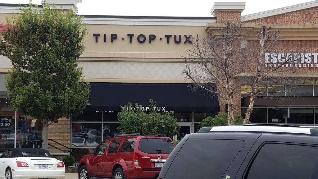 Tip Top Tux | 880 NW Blue Pkwy, Lees Summit, MO 64086 | Phone: (816) 246-1535