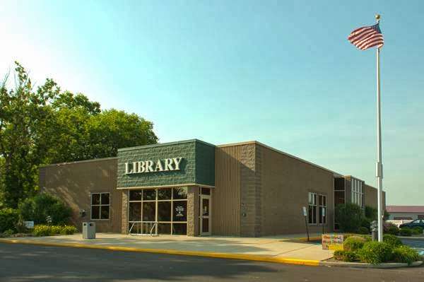 Sugar Creek Branch of Hancock County Public Library | 5731 US-52, New Palestine, IN 46163, USA | Phone: (317) 861-6618