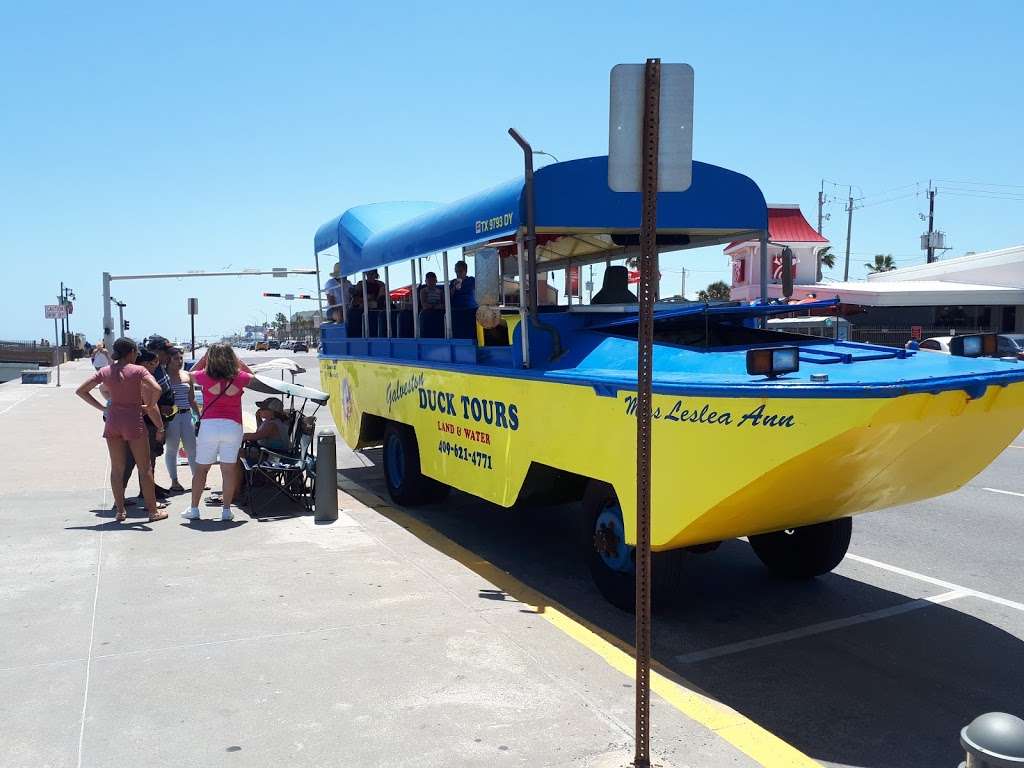 Galveston Duck Tour | 2415 Seawall Blvd, Galveston, TX 77550, USA | Phone: (409) 621-4771