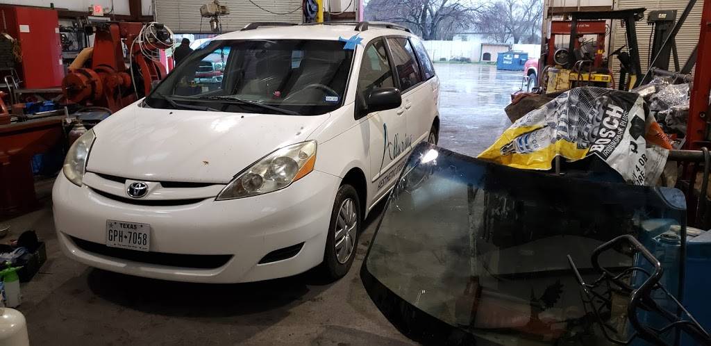 Quality Total Auto Glass | 1817 Bomar Ave, Fort Worth, TX 76103, USA | Phone: (817) 881-8545