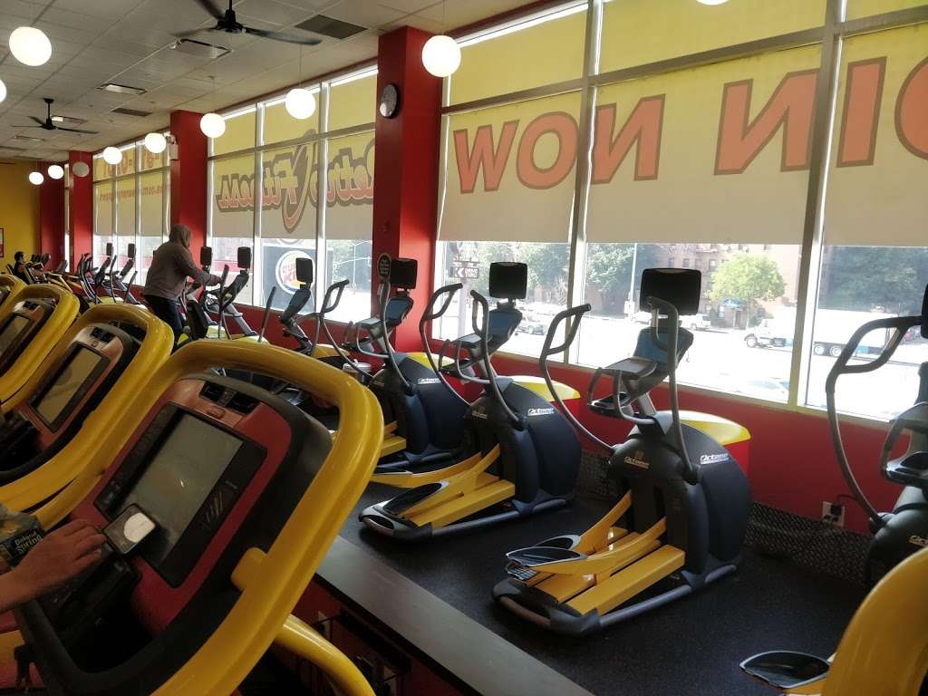 Retro Fitness | 92-77 Queens Blvd, Rego Park, NY 11374, USA | Phone: (347) 670-1932