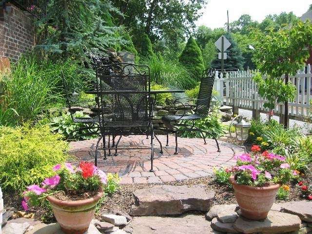 Jackson House Bed & Breakfast | 6 Main St E, Railroad, PA 17355 | Phone: (717) 227-2022