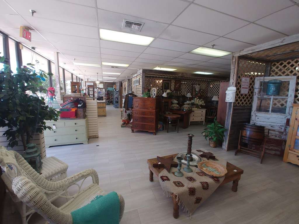 The Angels Bargain Store (Antiques & Collectibles) | 5303 Walzem Rd, San Antonio, TX 78218, USA | Phone: (210) 663-1292