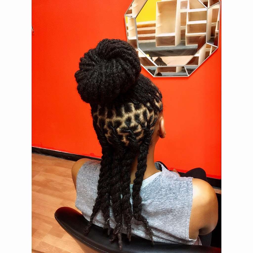 Eyat’s Natural Hair Salon | 2286 W Pleasant Run Rd #108, Lancaster, TX 75146, USA | Phone: (469) 759-0259