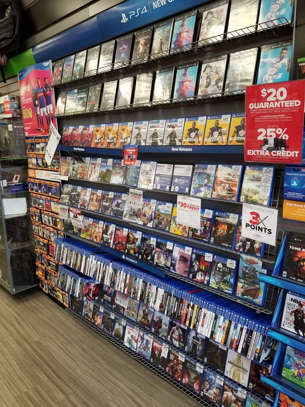 Gamestop Prestige 2347 Central Park Ave Yonkers Ny 10710 Usa