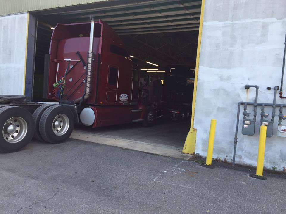 Rapid Truck Repair LLC | 4236 PA-115, Blakeslee, PA 18610, USA | Phone: (570) 242-4565