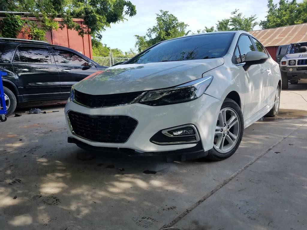 Reids Auto Connection LLC | 867 S Mill St, Lewisville, TX 75057 | Phone: (972) 436-1600