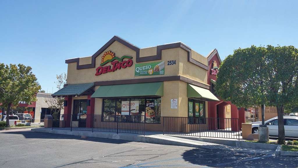 Del Taco | 2534 E Avenue S, Palmdale, CA 93550, USA | Phone: (661) 947-2022