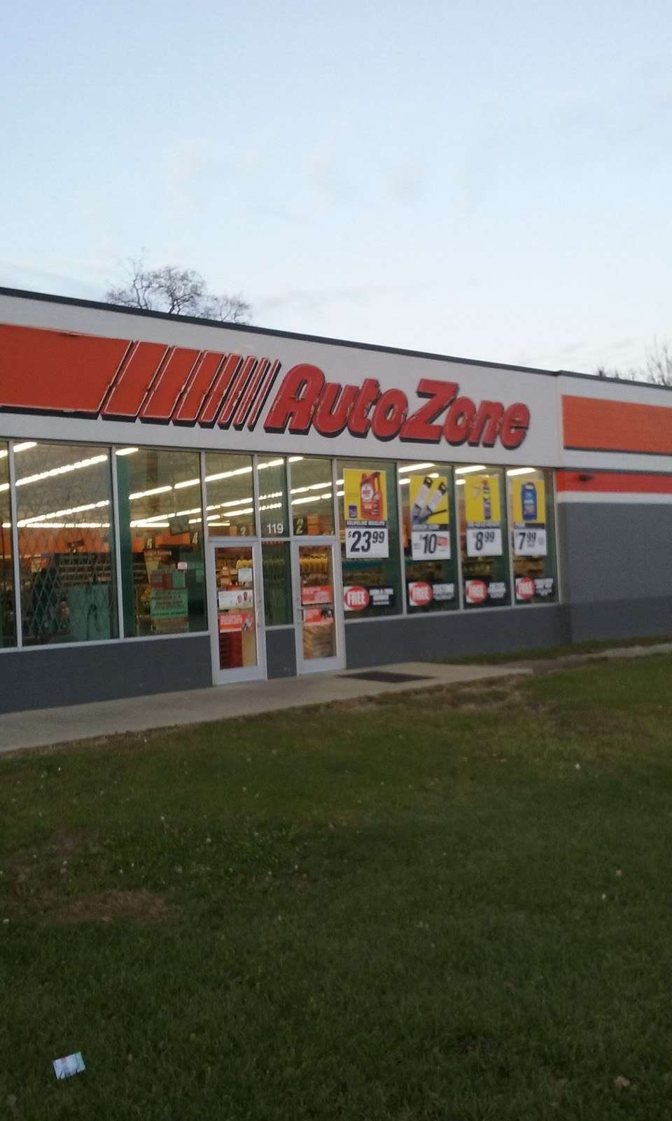 AutoZone Auto Parts | 119 W 159th St, Harvey, IL 60426 | Phone: (708) 331-1930