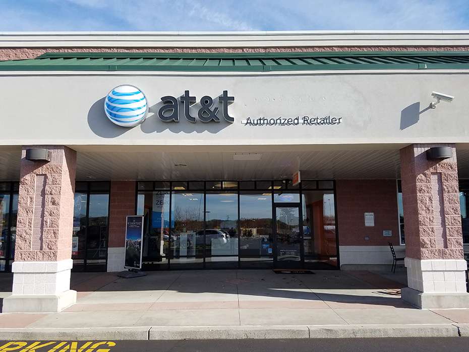 AT&T Store | 173 Holly Road #30, Gilbertsville, PA 19525 | Phone: (610) 369-2530