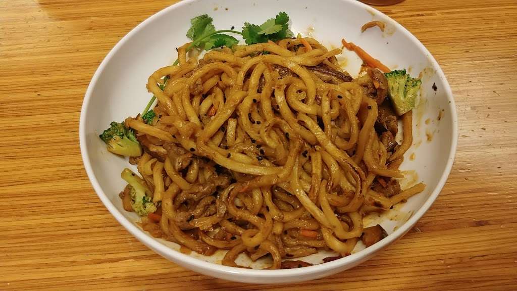 Noodles and Company | 6681 Grand Ave, Gurnee, IL 60031, USA | Phone: (847) 406-5488