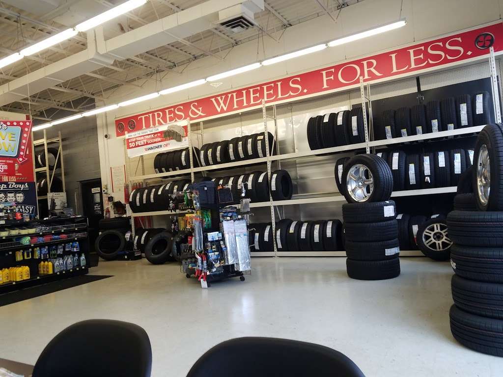 Pep Boys Auto Service & Tire | 135 Christiana Rd #273, New Castle, DE 19720, USA | Phone: (302) 322-4307