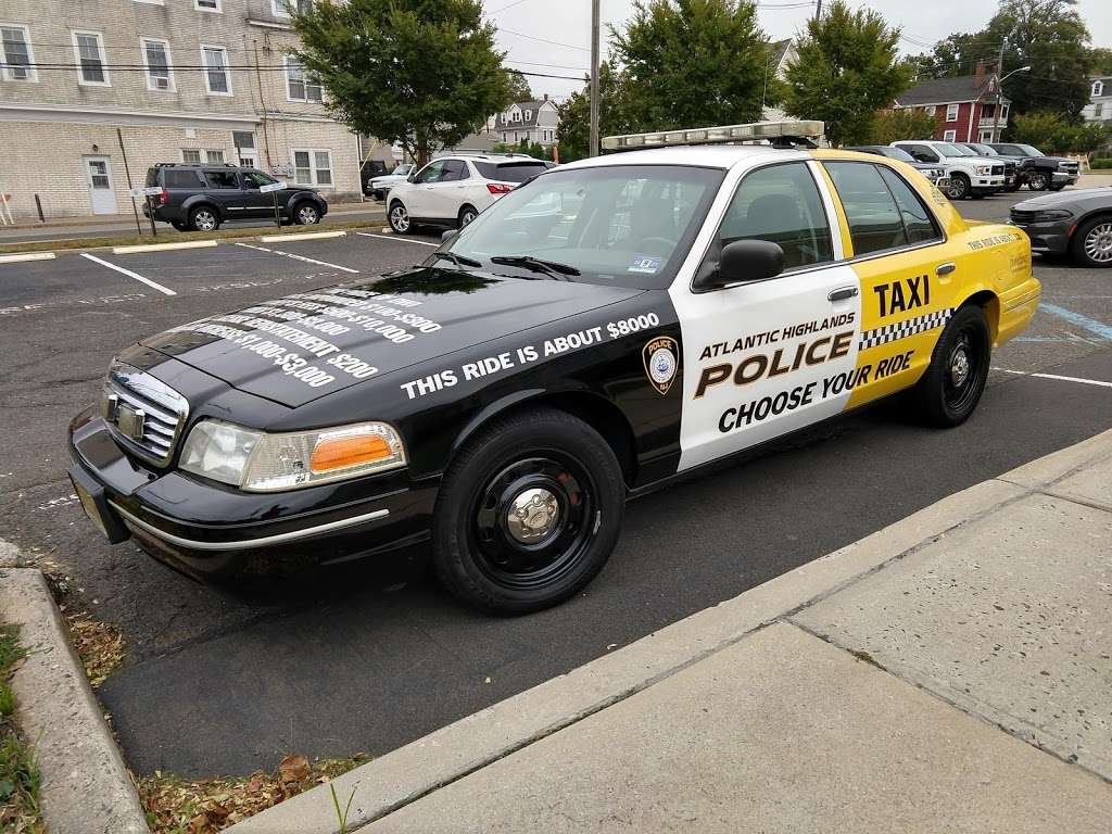 Full House Taxi | 29 Bay Ave 27 Suite 2, Atlantic Highlands, NJ 07716, USA | Phone: (732) 333-3306