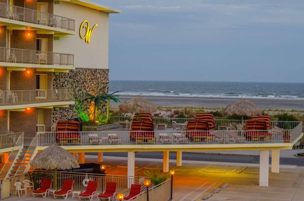 Waikiki Oceanfront Inn | 6211 Ocean Ave, Wildwood Crest, NJ 08260, USA | Phone: (609) 522-0115