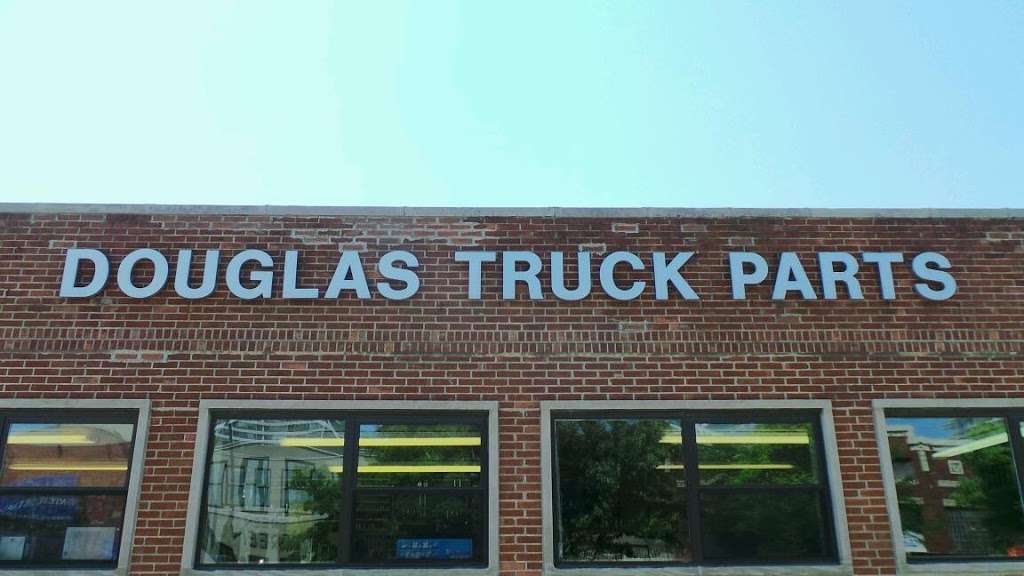 Douglas Truck Parts | 1640 S State St, Chicago, IL 60616, USA | Phone: (312) 225-3545