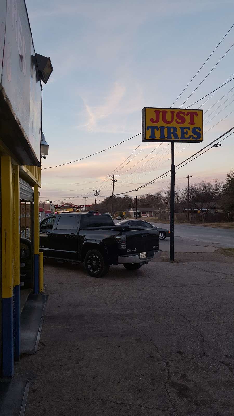 Just Tires | 141 N Story Rd, Irving, TX 75061, USA | Phone: (972) 986-0098