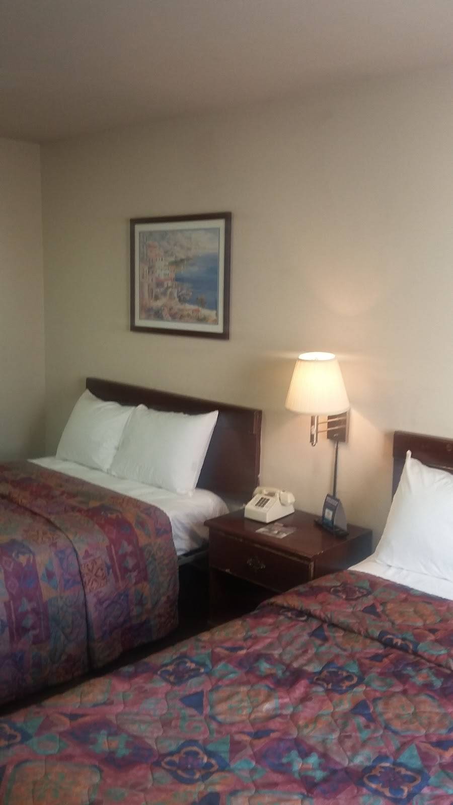 InTown Suites Extended Stay Norfolk VA | 5649 Lowery Rd, Norfolk, VA 23502, USA | Phone: (757) 213-5454