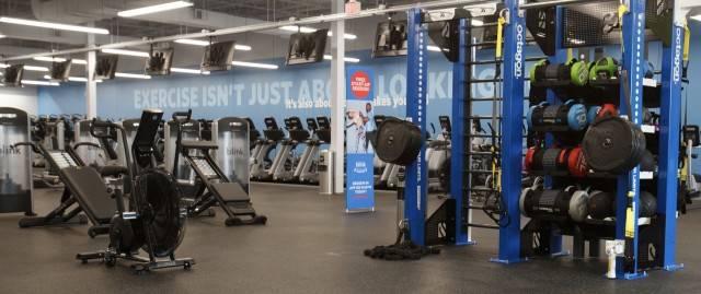 Blink Fitness | 26475 Hoover Rd, Warren, MI 48089, USA | Phone: (586) 381-7058