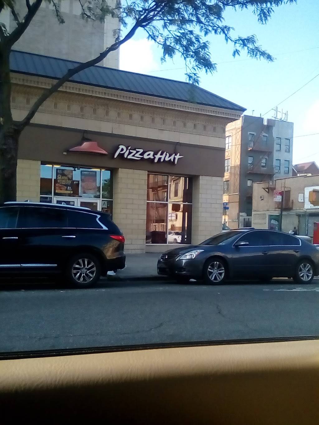 Pizza Hut | 1501 Pitkin Ave, Brooklyn, NY 11212, USA | Phone: (718) 922-6532