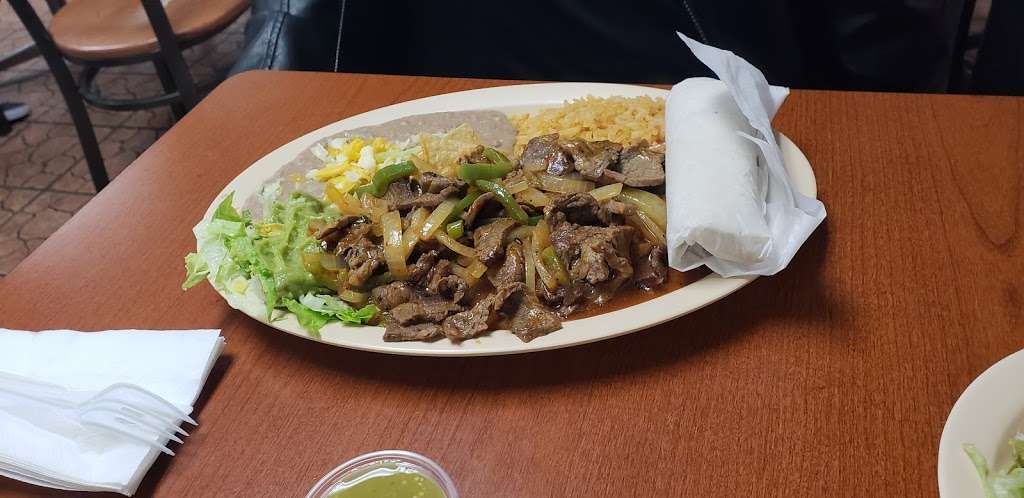 Tacos Elsinore #2 | 16331 Lakeshore Dr, Lake Elsinore, CA 92530 | Phone: (951) 471-1717