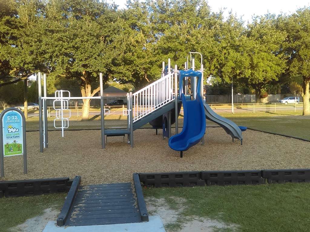 Moore Elementary School | 8880 Southbluff Blvd, Houston, TX 77089, USA | Phone: (713) 740-0656