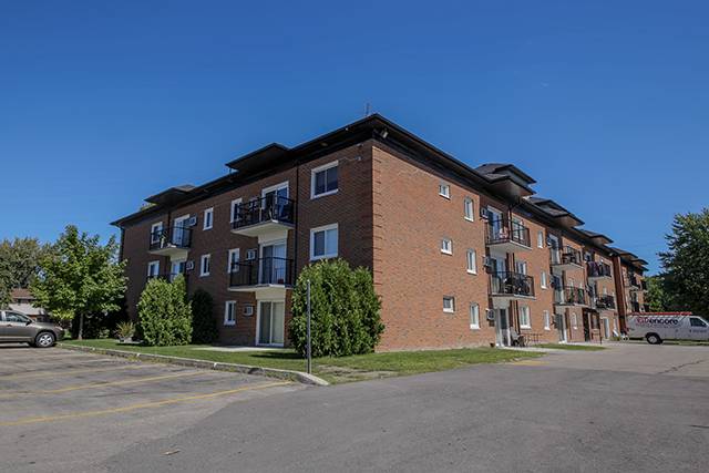 Garden Court Apartments | 6335 Edgar St, Windsor, ON N8S 2A7, Canada | Phone: (519) 551-4838