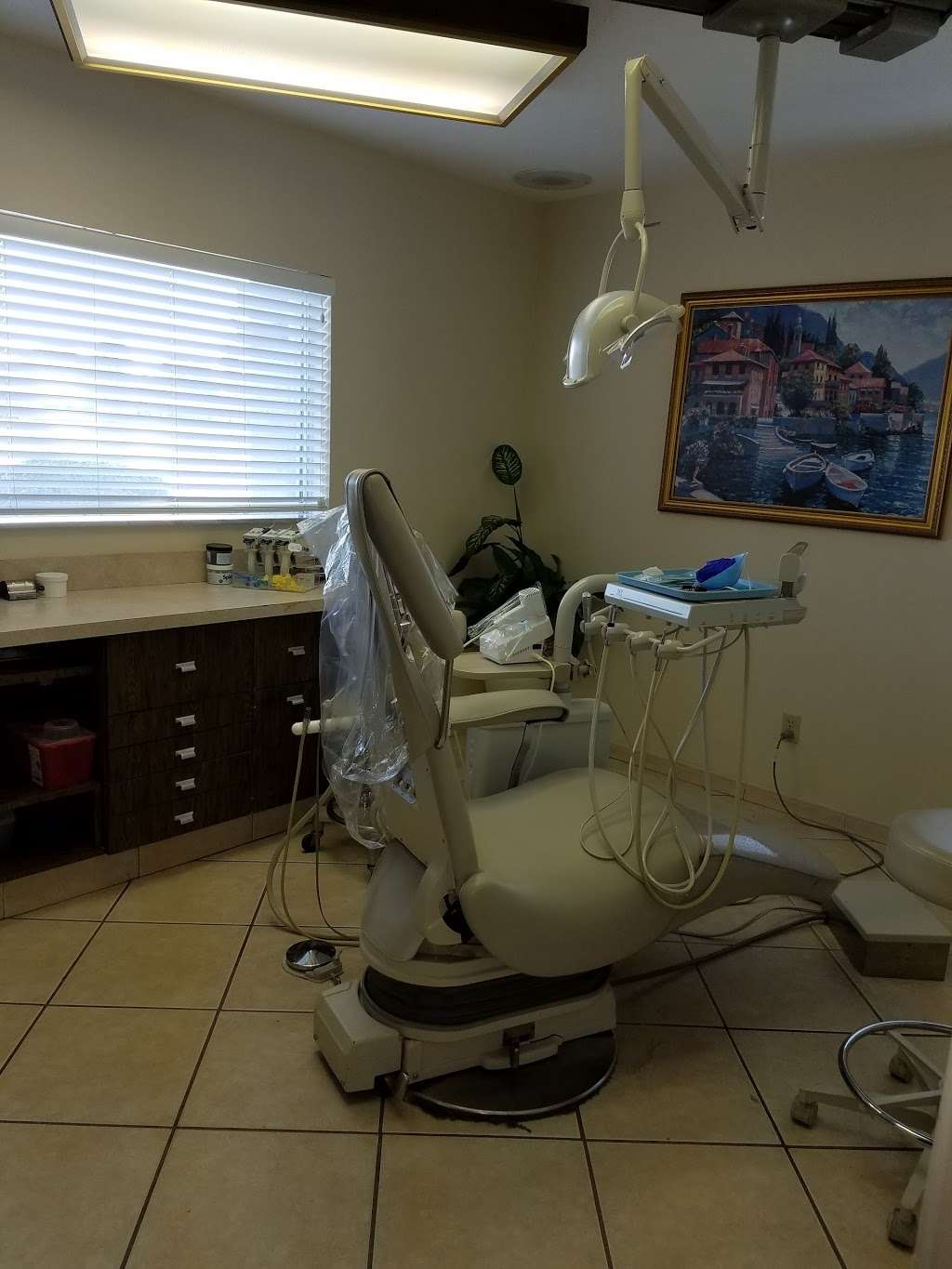 Eustis Family Dental Spa | 600 N Eustis St, Eustis, FL 32726, USA | Phone: (352) 357-1212
