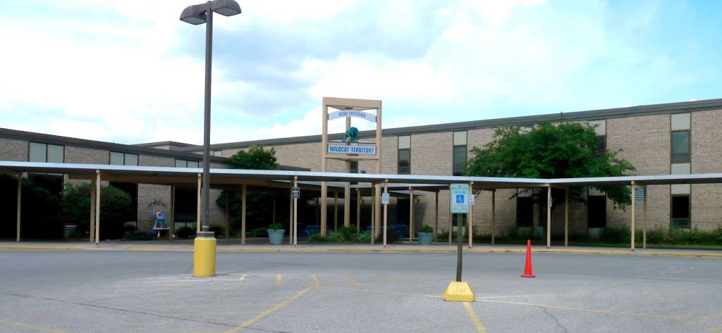 Wisconsin Hills Middle School | 18700 Wisconsin Ave, Brookfield, WI 53045, USA | Phone: (262) 785-3960