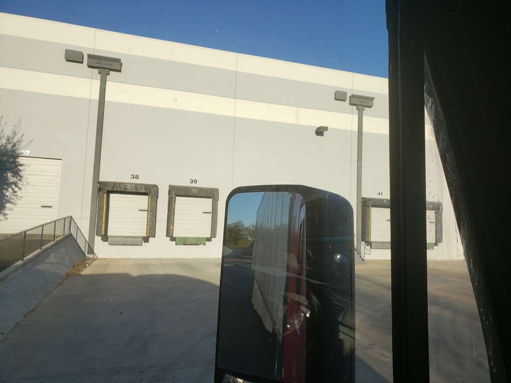 Summit Warehouse & Logistics | 1775 W Durango St, Phoenix, AZ 85043, USA | Phone: (602) 233-3800